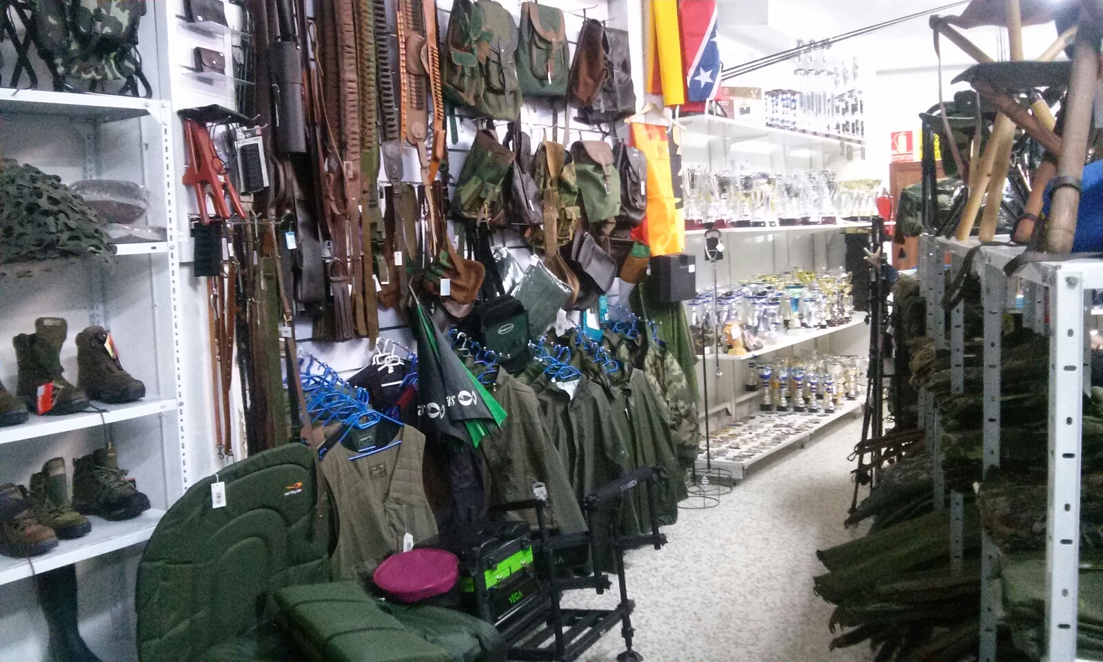 TIENDA CAZA Y PESCA SETEFILLA TIENDA CAZA Y PESCA SETEFILLA