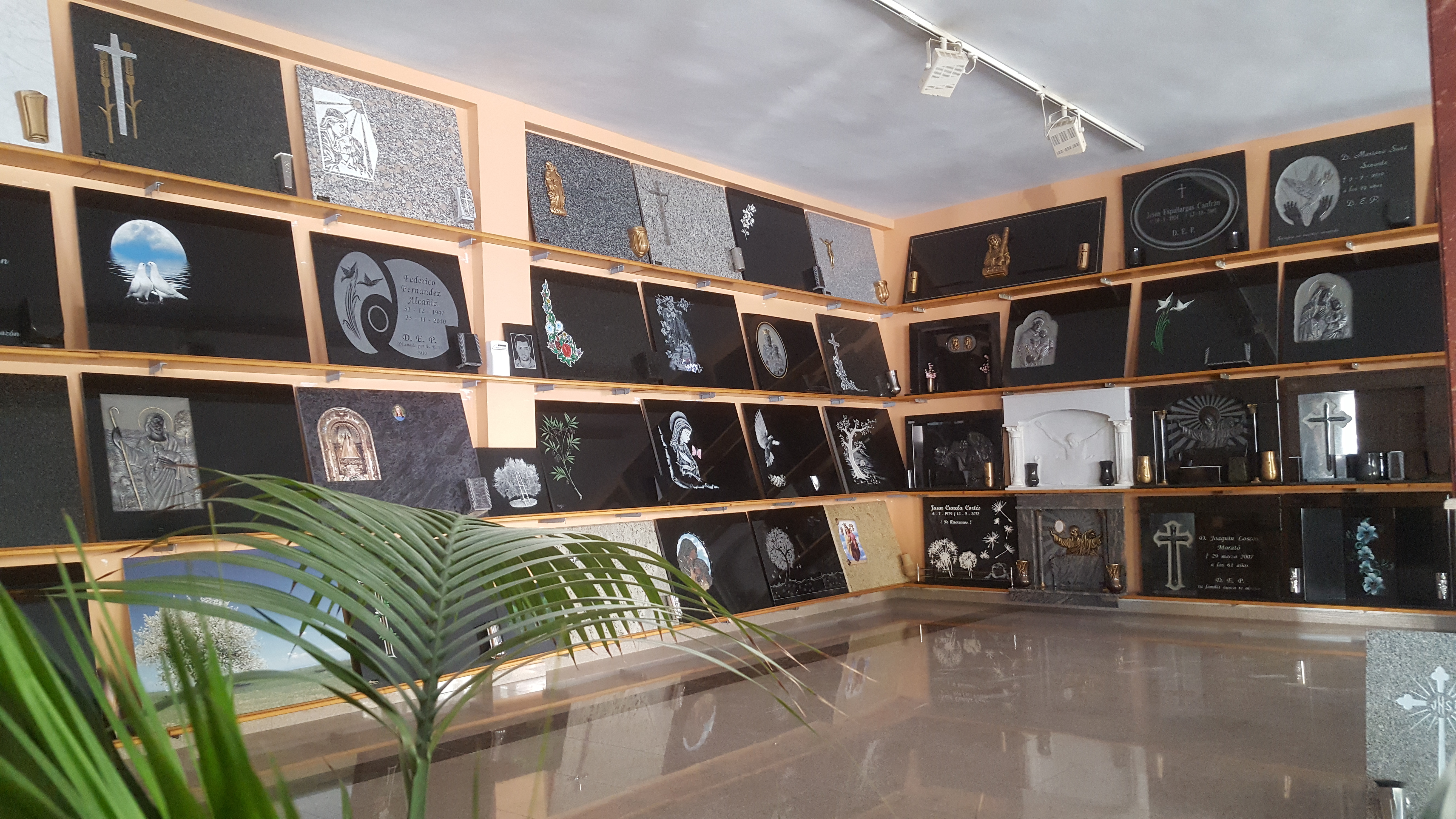 Liquidación Stock Lápidas