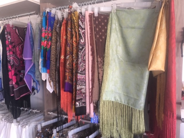 Ropa Tradicional Hombre y Mujer