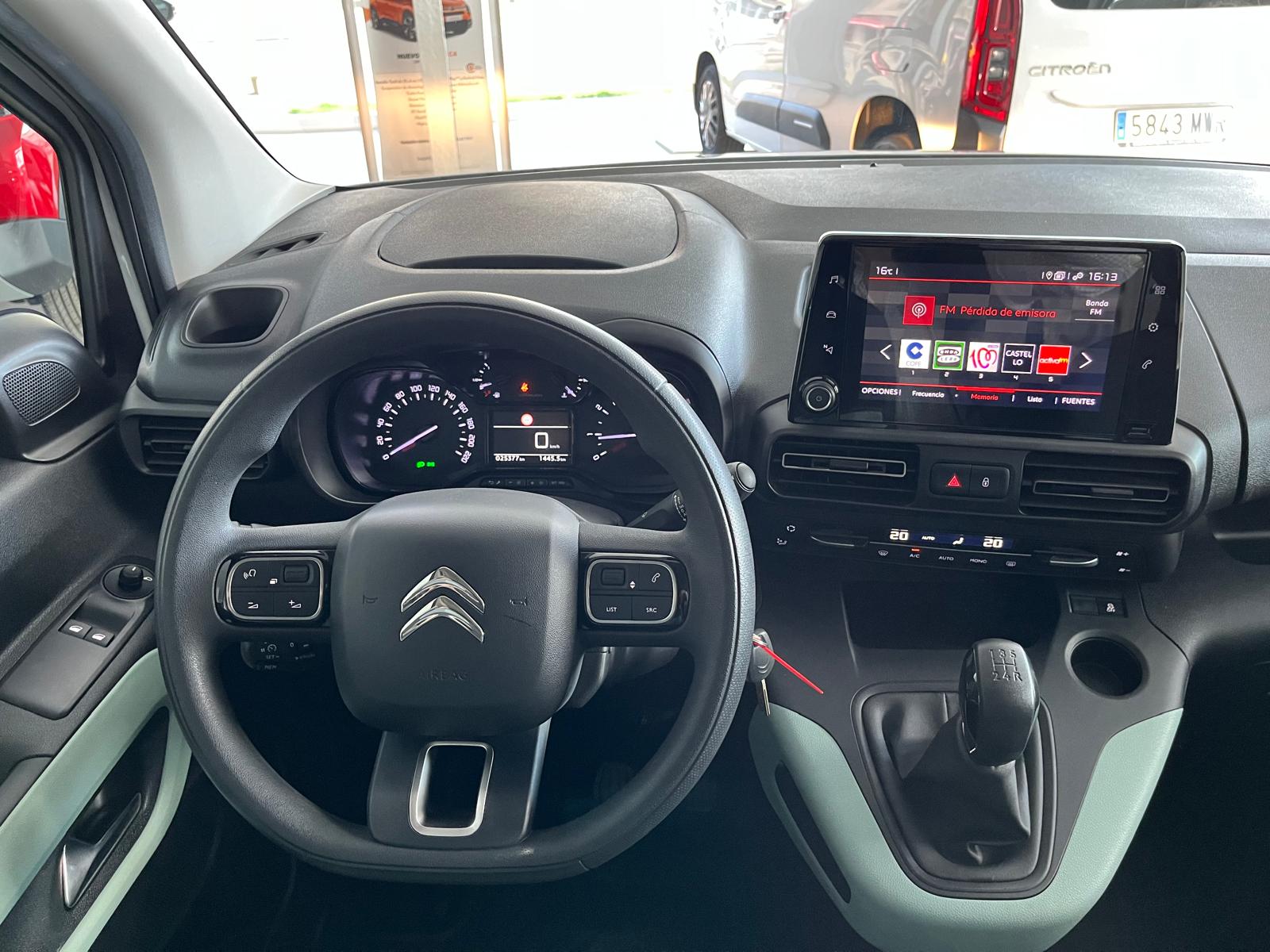 Berlingo Talla M acabado Feel