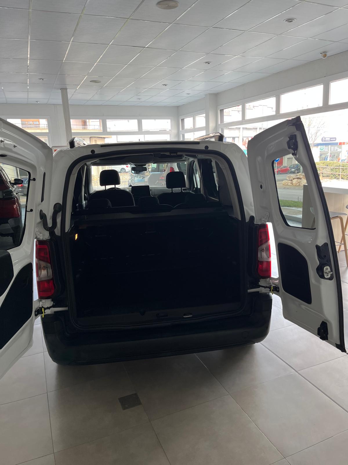 Berlingo Talla M acabado Feel