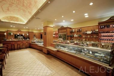 Pastelería Alejos foto 1