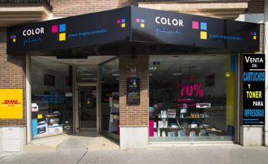 Color Plus foto 1