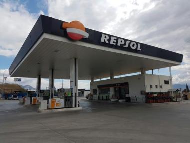 Gasolinera Repsol CyC Sánchez Ferrer, S.L. foto 1